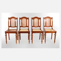 Vier Stühle um 1870111