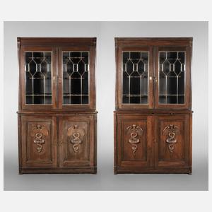 Paar Bücherschränke