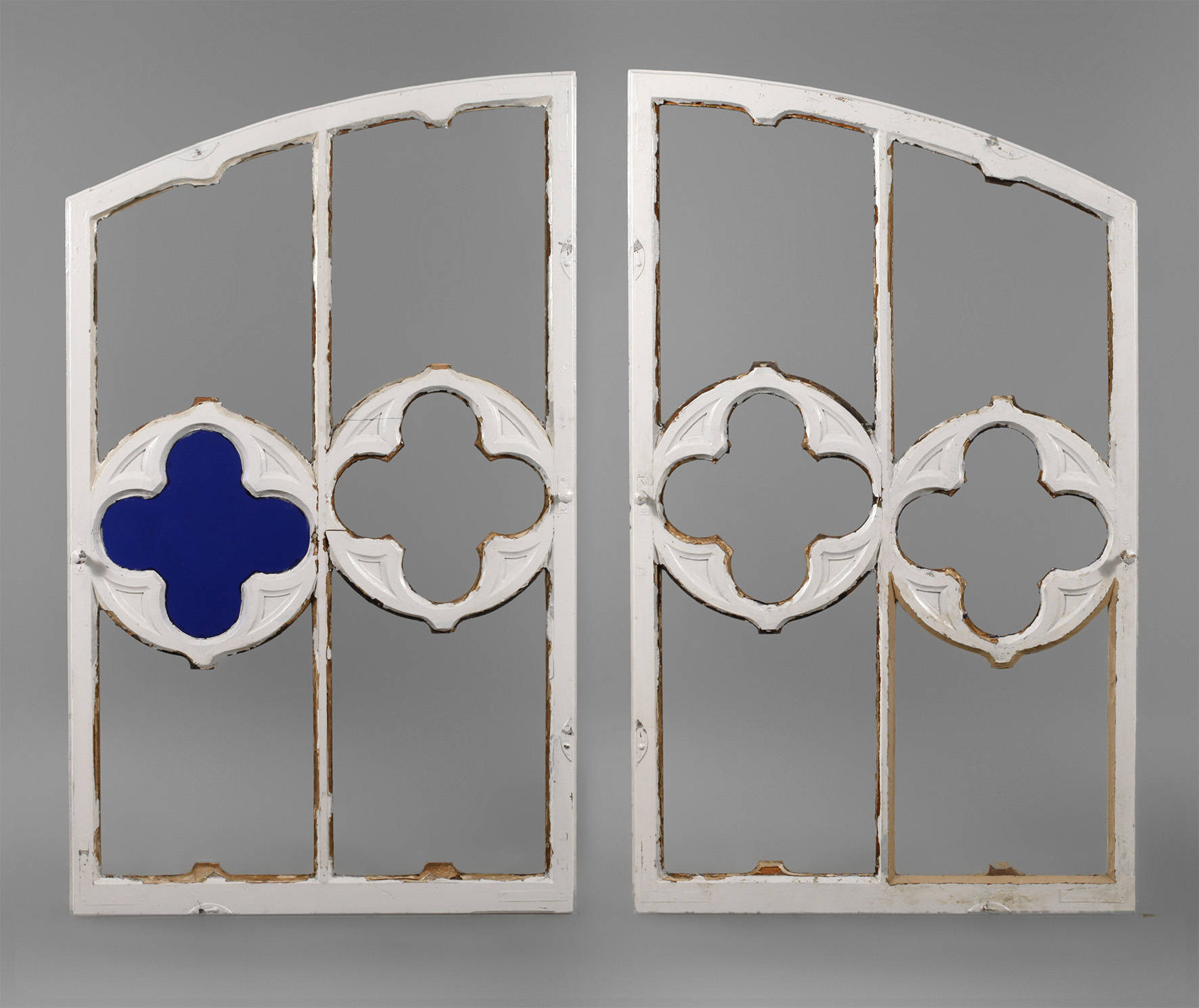 Paar Fensterflügel Neogotik