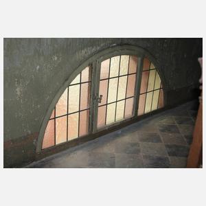 Großes Bleiglasfenster