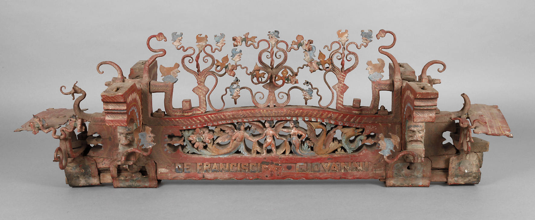 Achse eines sizilianischen Prunkwagens