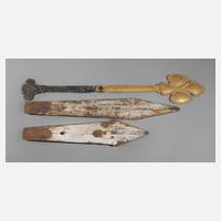 Zeiger einer Turmuhr111