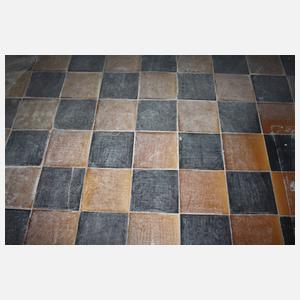 Historischer Kachelboden