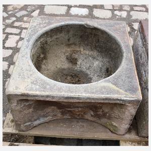 Steinzeugtrog