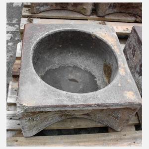 Steinzeugtrog