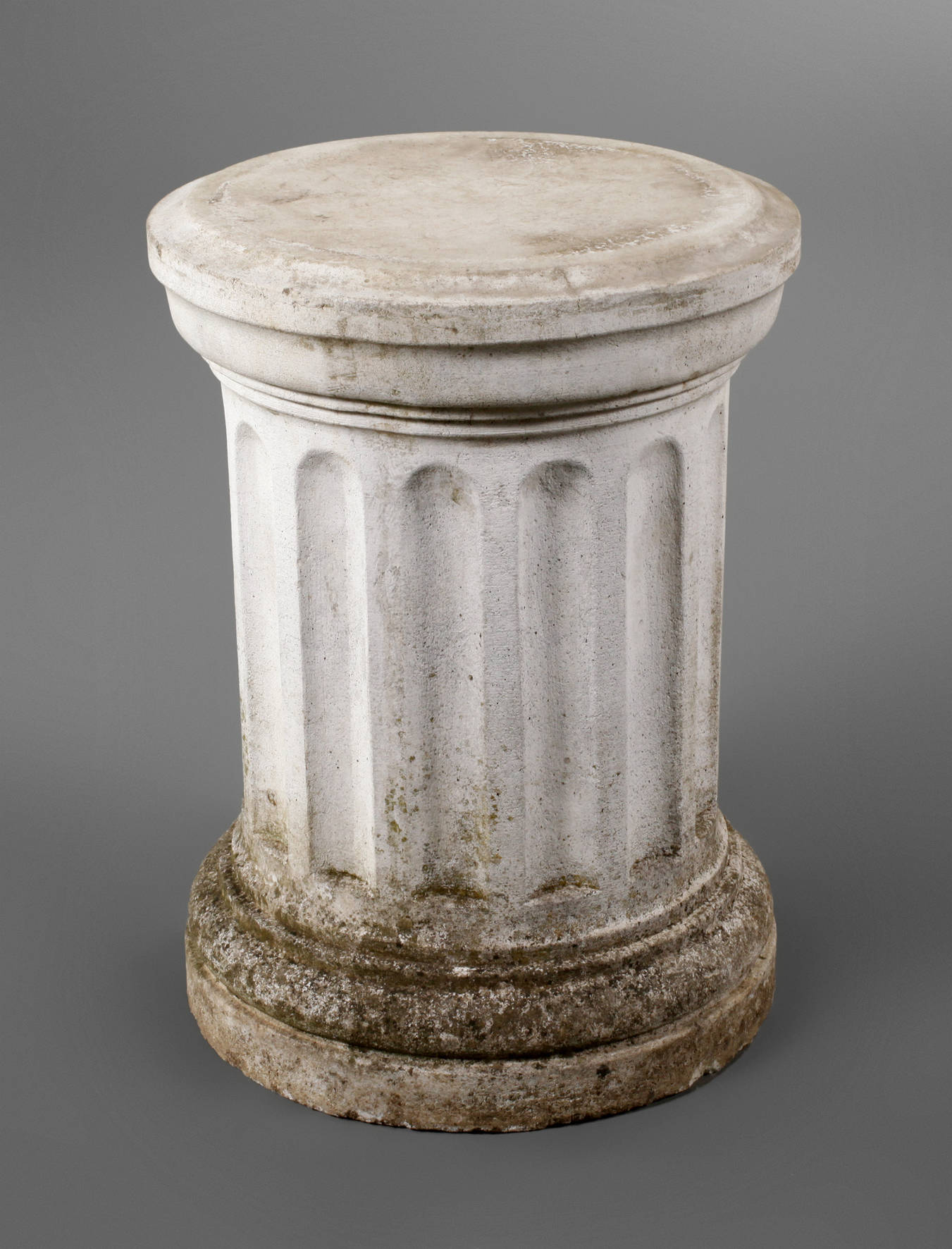 Gartenplastik Säulensockel