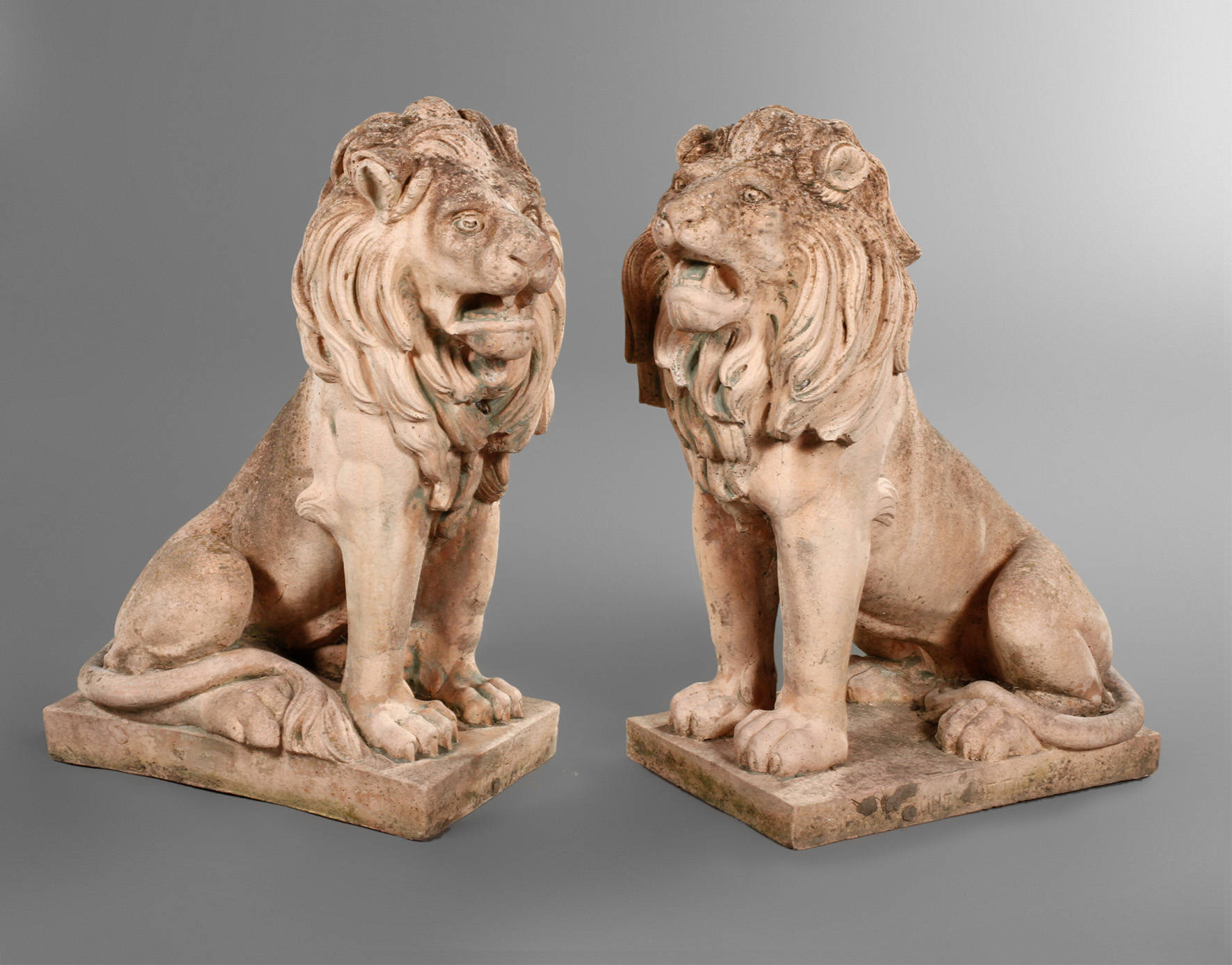 Paar Gartenplastiken Löwe