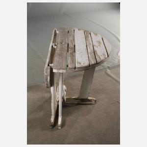 Runder Gartenklapptisch