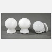 Drei Lampen mit Porzellanfuß111