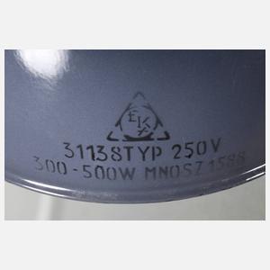 Fünf Industrielampen