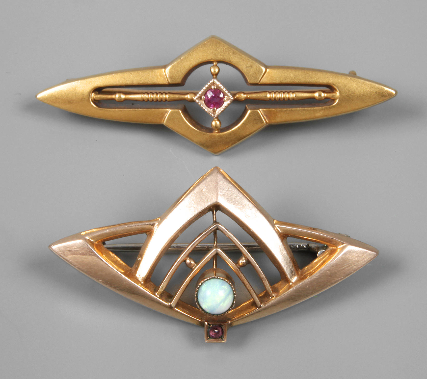 Zwei Jugendstilbroschen