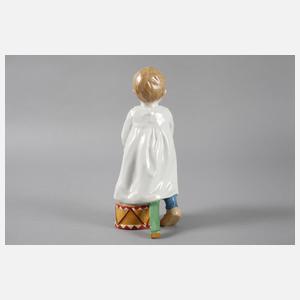 Meissen ”Kind, auf einem Stecken reitend”