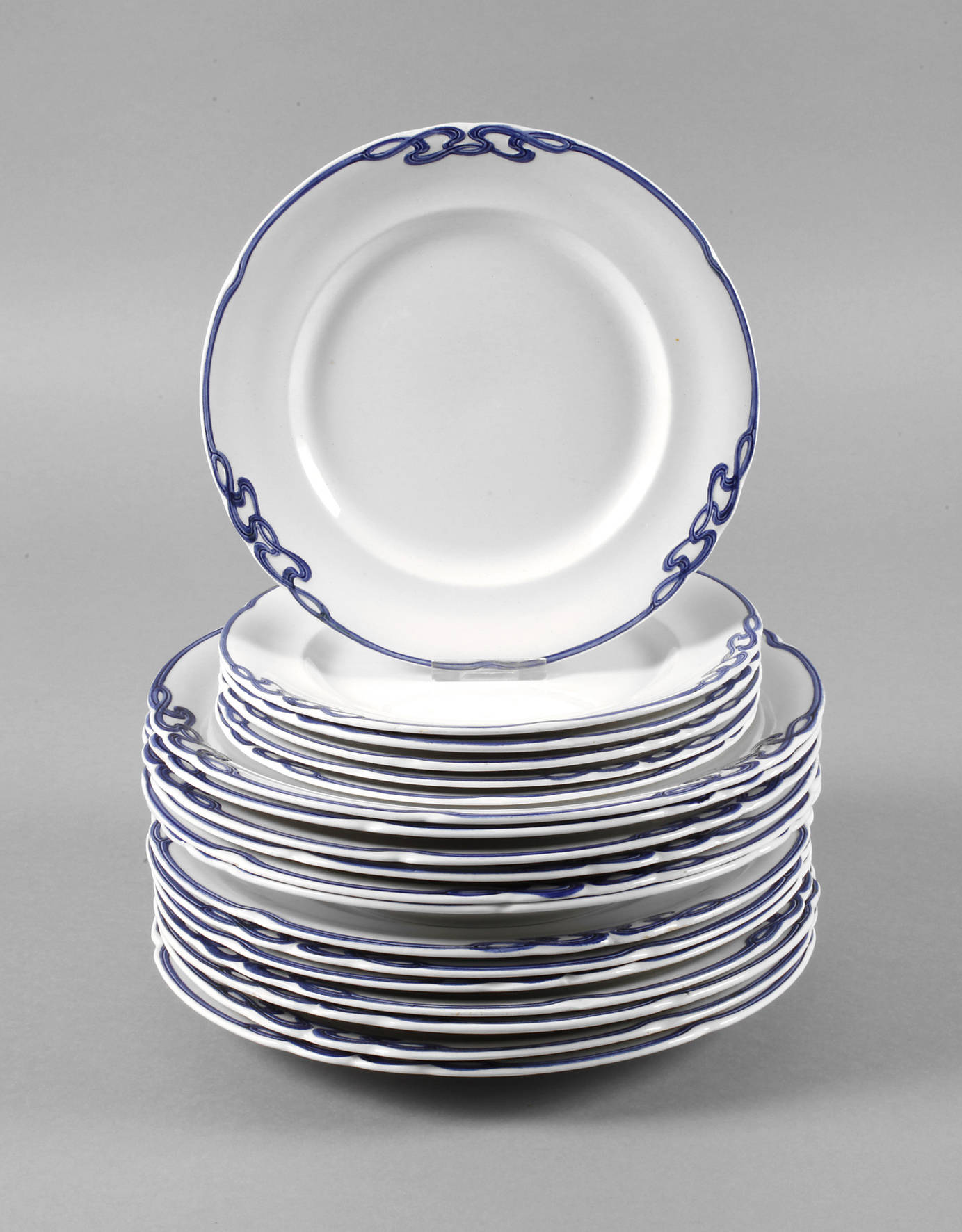 Villeroy & Boch 19 Teller ”Blaue Olga”