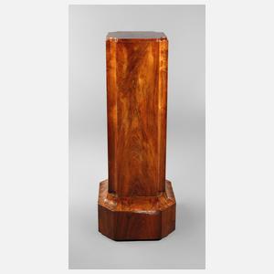 Großes Piedestal Art déco