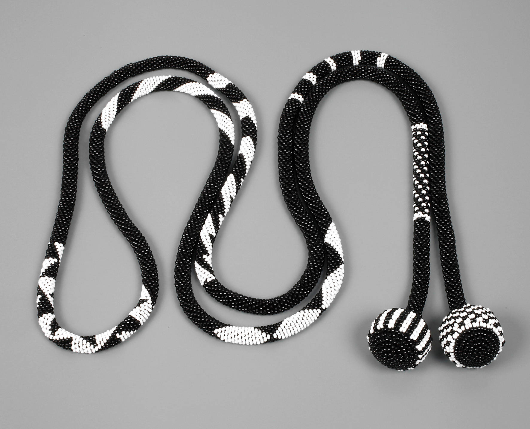 Lange Glasperlenkette