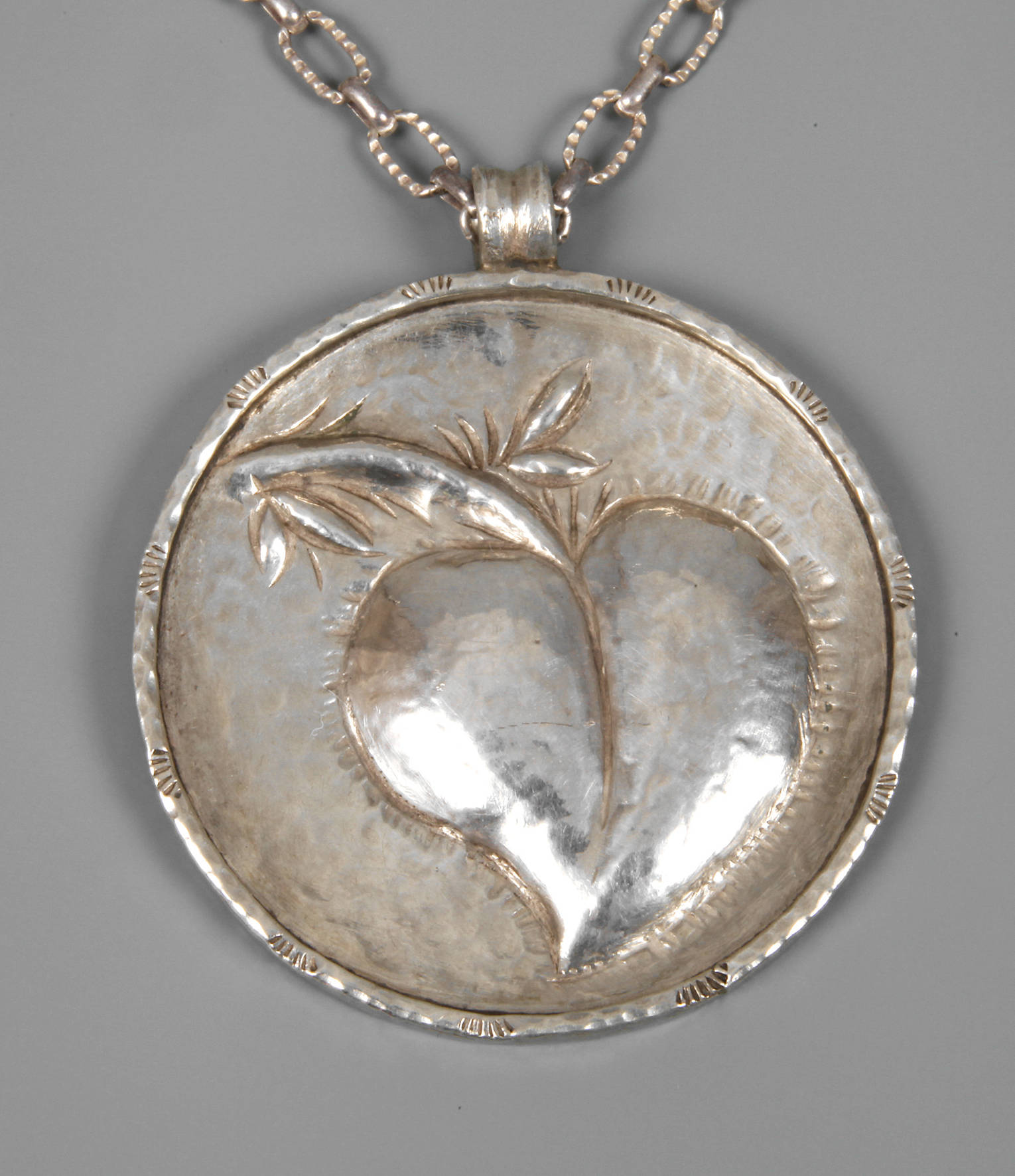 Richter von Berchem Anhänger an Kette