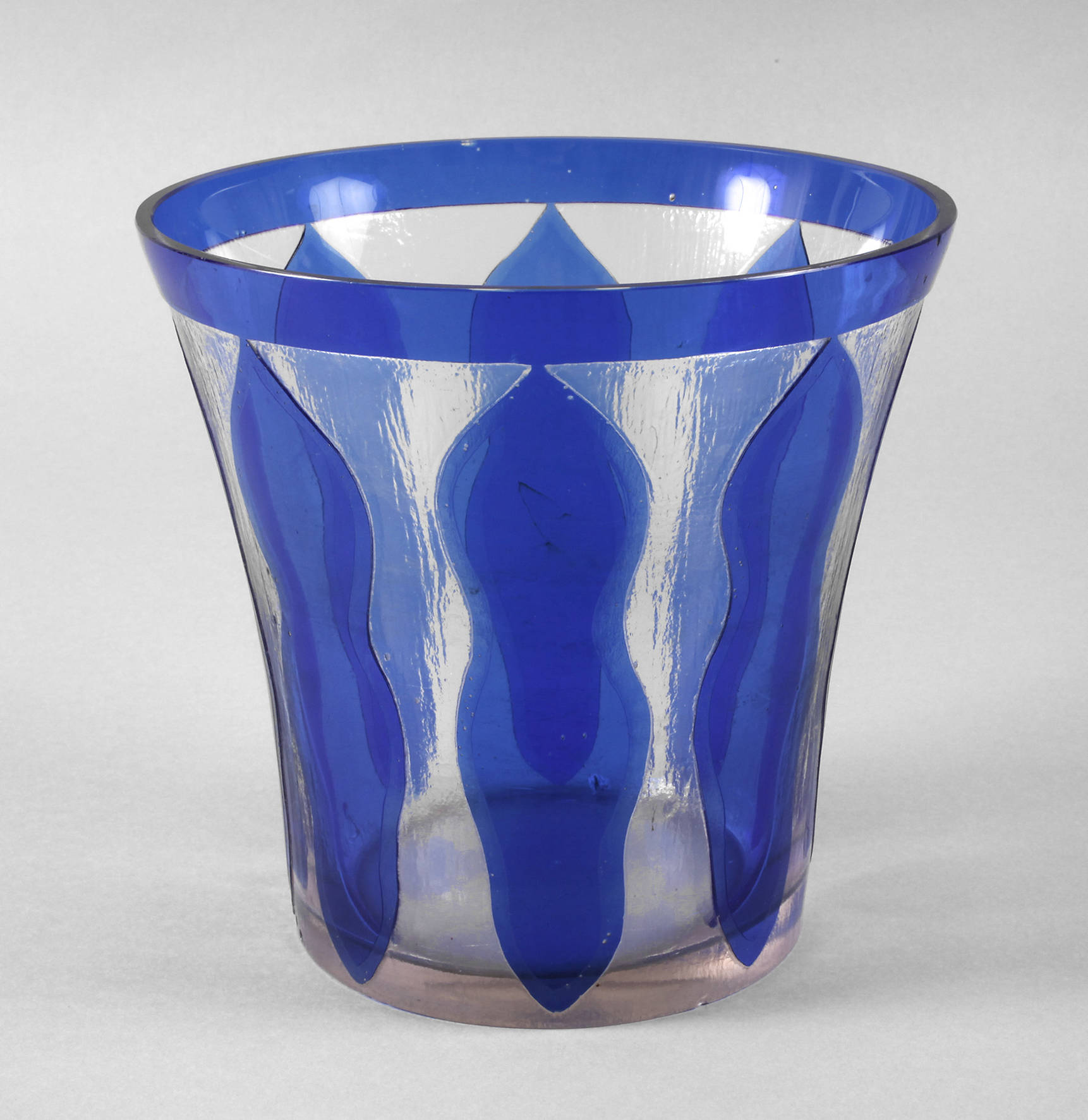 Ätzglasvase Art déco