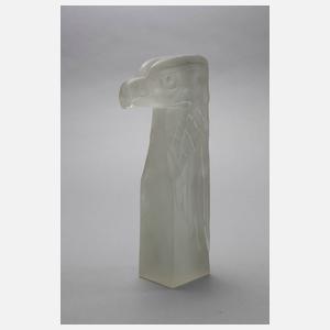 Zwei Adlerskulpturen