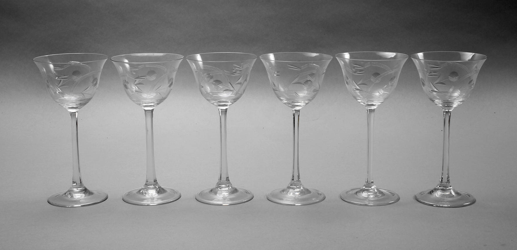 Sechs Weingläser Art déco