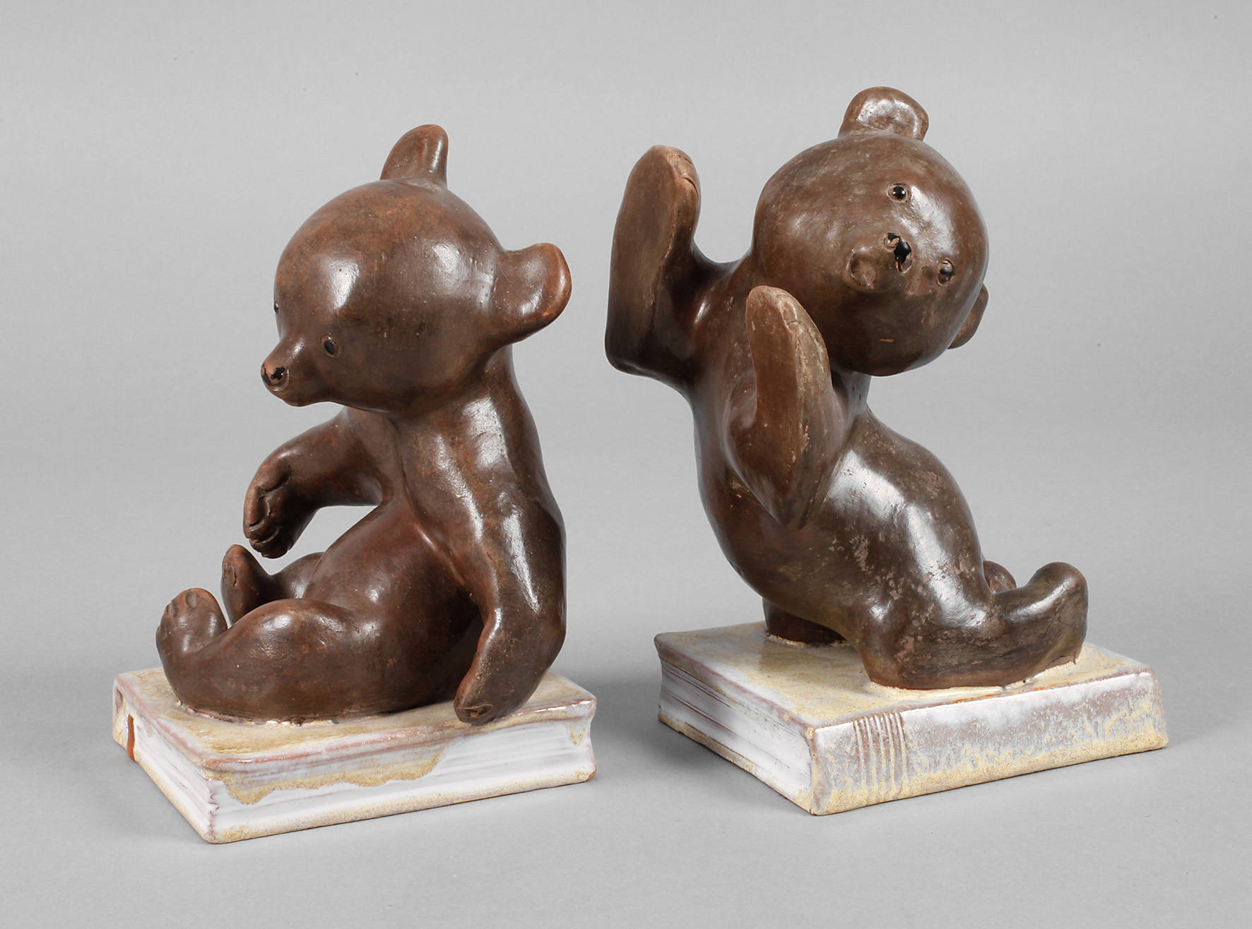 Paar Buchstützen Leopold Anzengruber