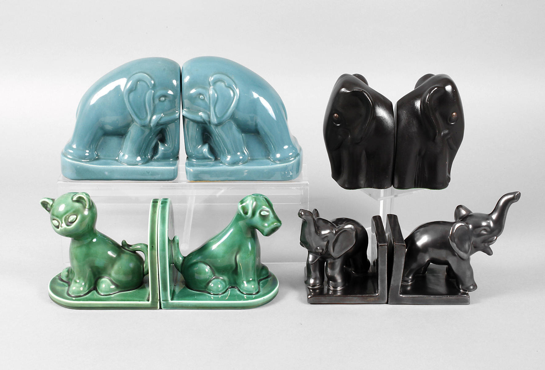 Vier Paar Buchstützen Art déco