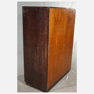 Kleiderschrank