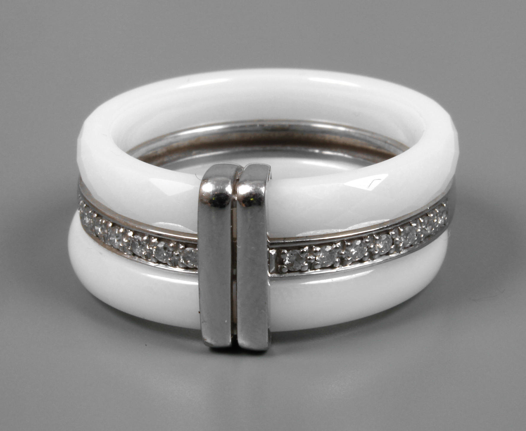 Guy Laroche Damenring