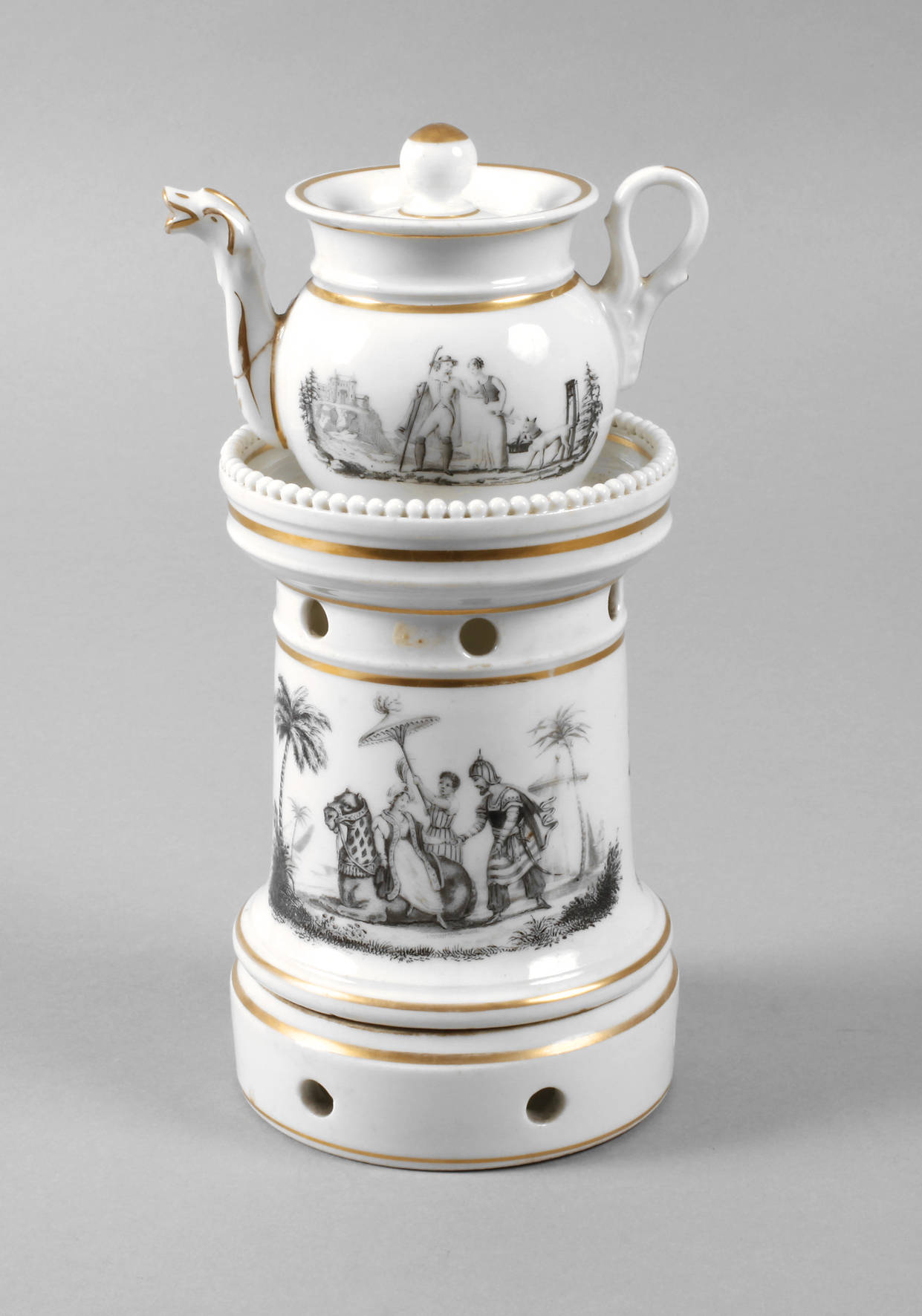 Teekanne mit Stövchen Schwarzlotmalerei