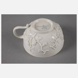 Meissen Teetasse und Untertasse Reliefdekor