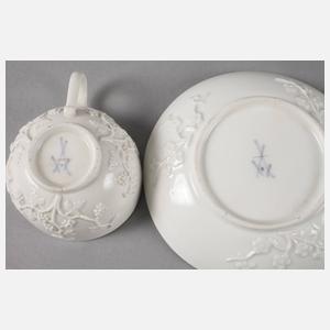 Meissen Teetasse und Untertasse Reliefdekor