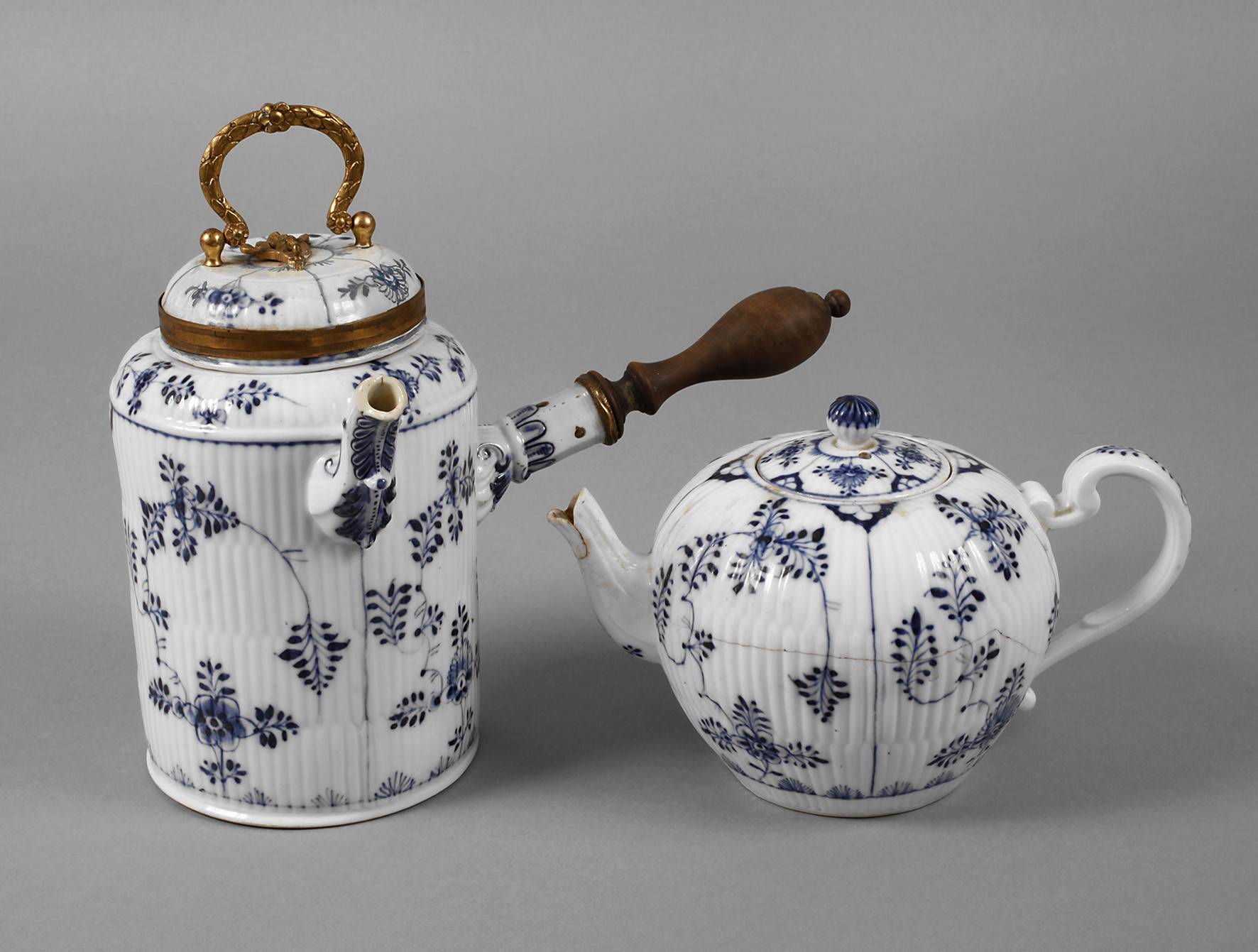 Meissen zwei Kannen ”Strohblume”