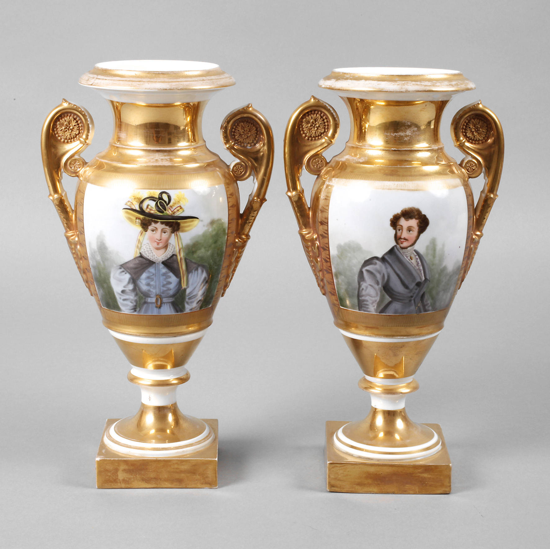 Paar Amphorenvasen Biedermeierportraits