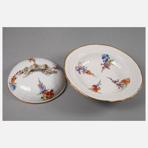 KPM Berlin zwei Terrinen und neun Teller