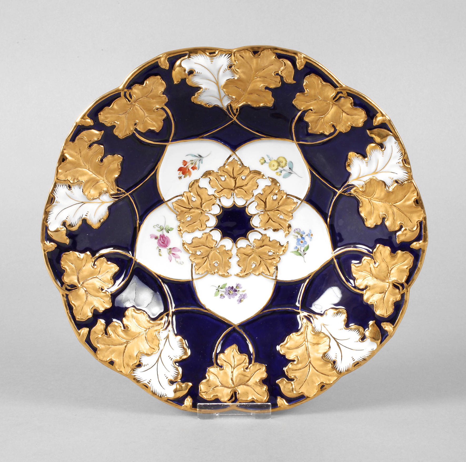 Meissen Prunkteller Kobaltfond