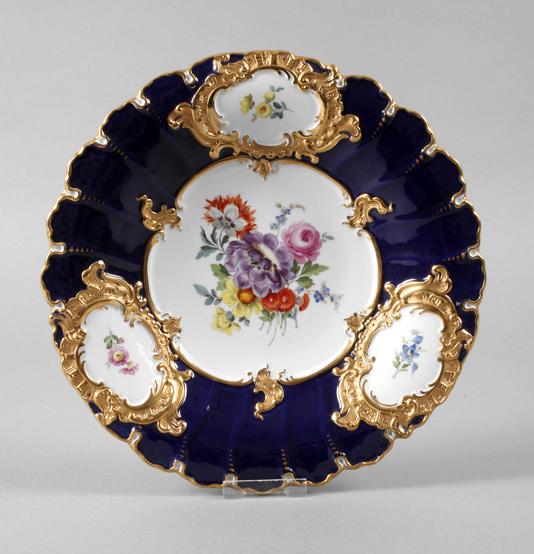 Meissen Prunkteller ”Blumenbukett”