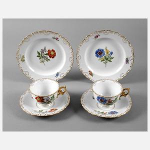 Meissen zwei Kaffeegedecke ”Blume 2”