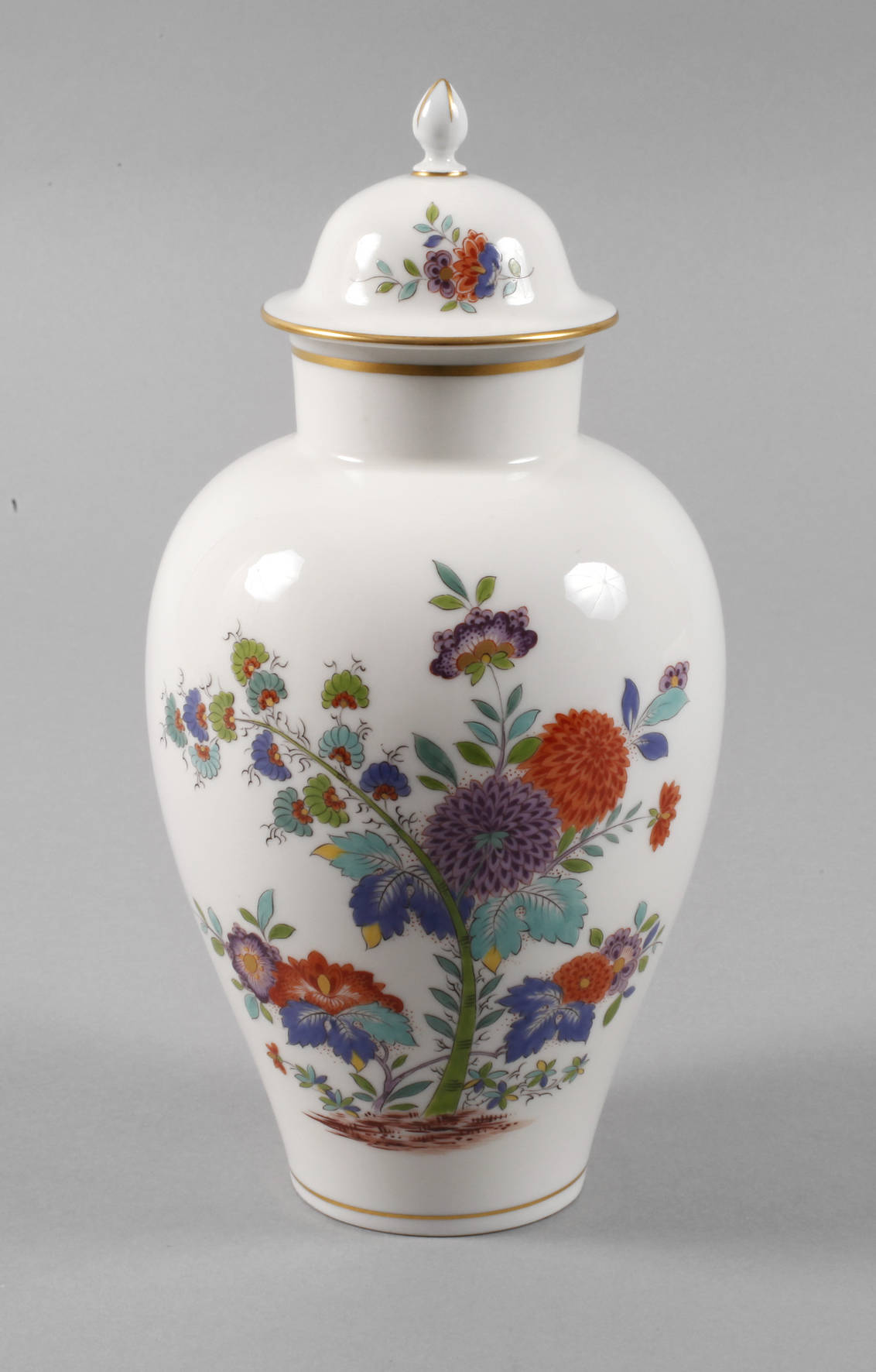 Meissen Deckelvase ”Indische Blumenmalerei”