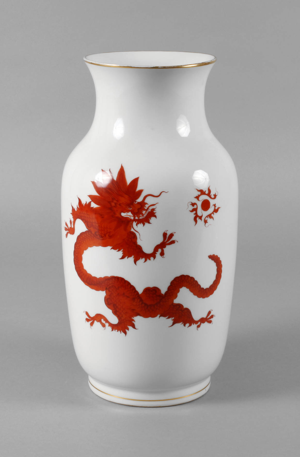 Meissen Vase ”Mingdrache, rot”