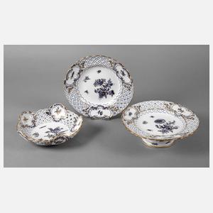 Meissen drei Durchbruchteile ”Blaue Blume mit Insekten”