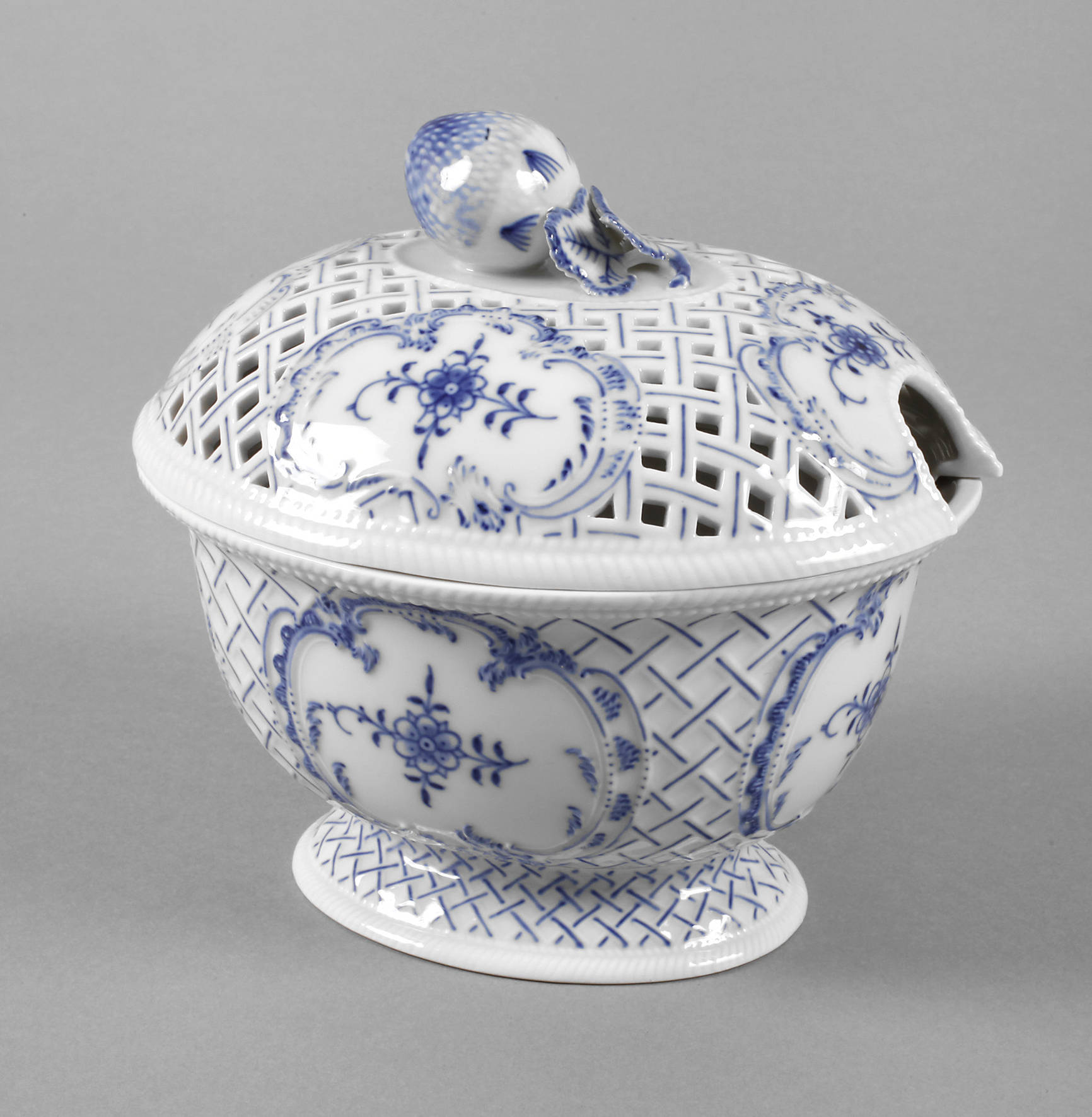 Meissen Erdbeerschale ”Zwiebelmuster”