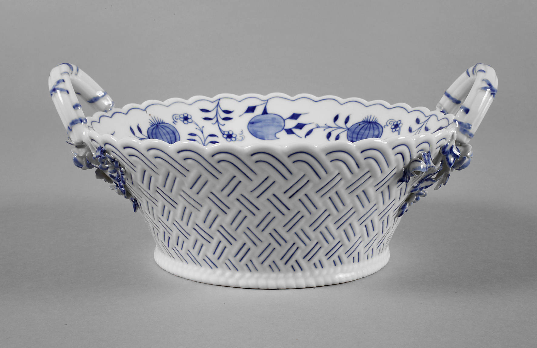 Meissen Henkelkorb ”Zwiebelmuster”