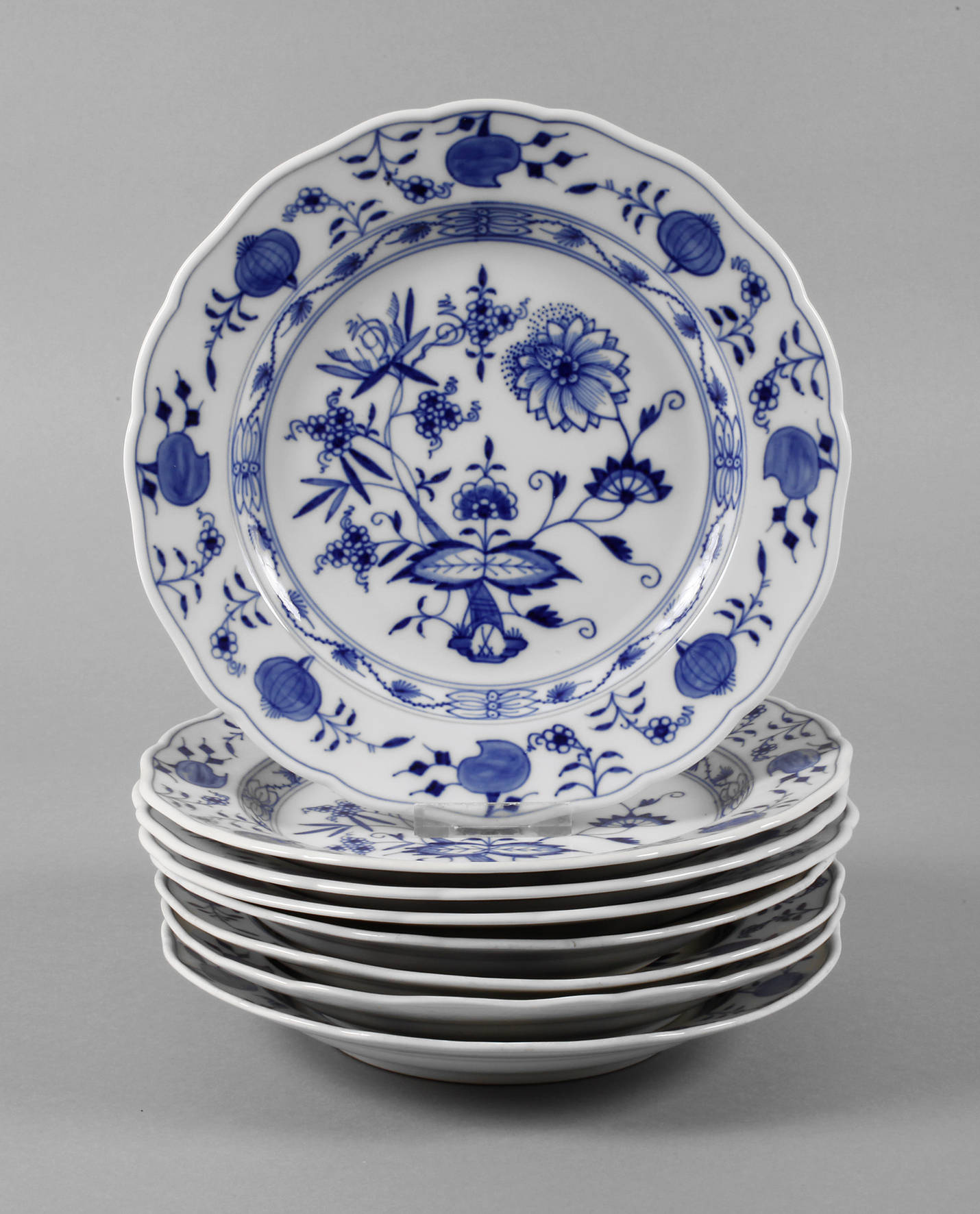 Meissen Konvolut Teller ”Zwiebelmuster”