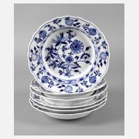 Meissen sechs Suppenteller ”Zwiebelmuster”111