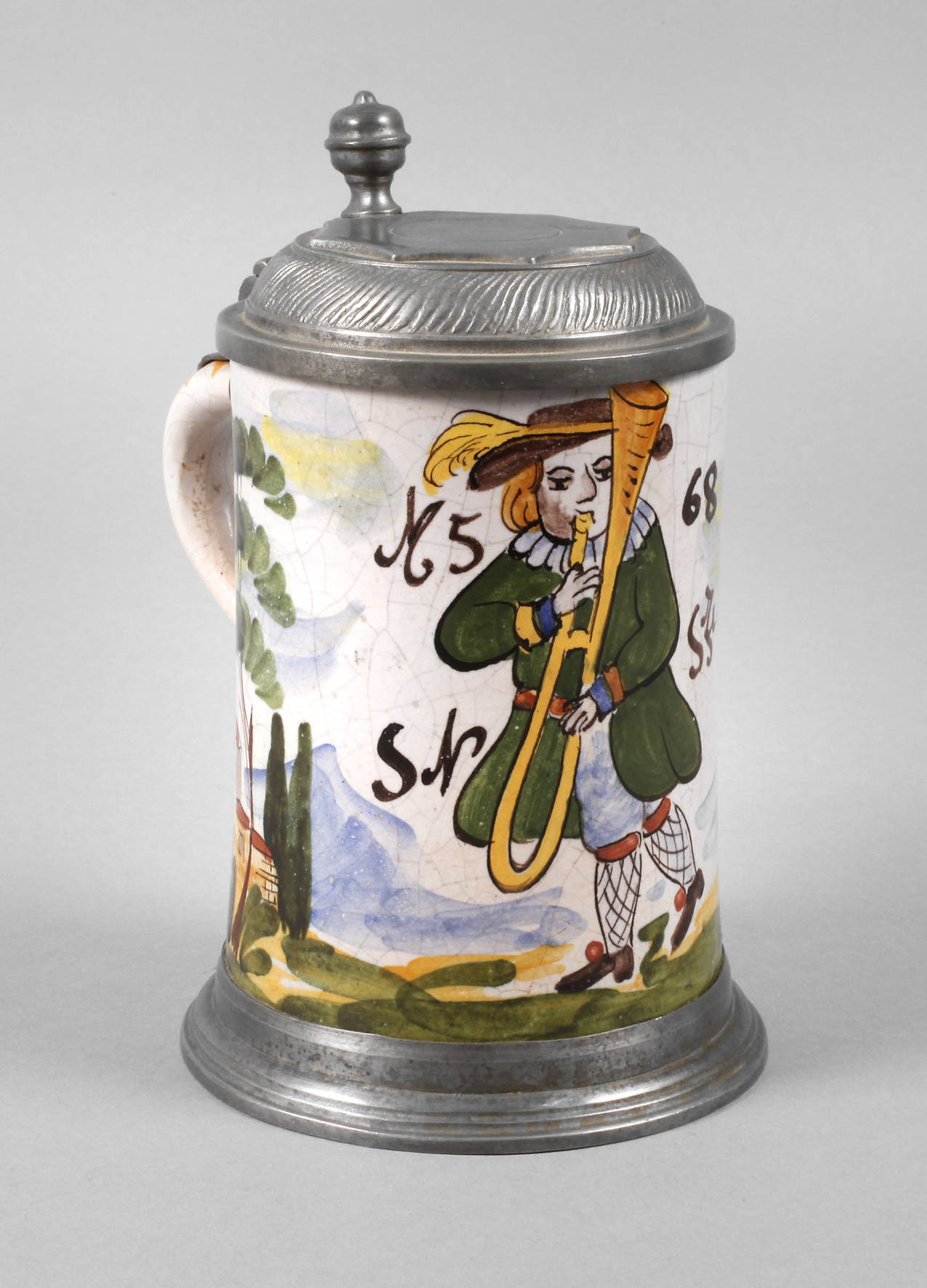 Fayencewalzenkrug mit Posaunist