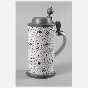 Kleiner Fayencewalzenkrug