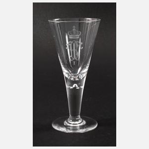 Spitzkelch mit königlichem Wappen