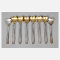 Sechs Eis- und zwei Zuckerlöffel111