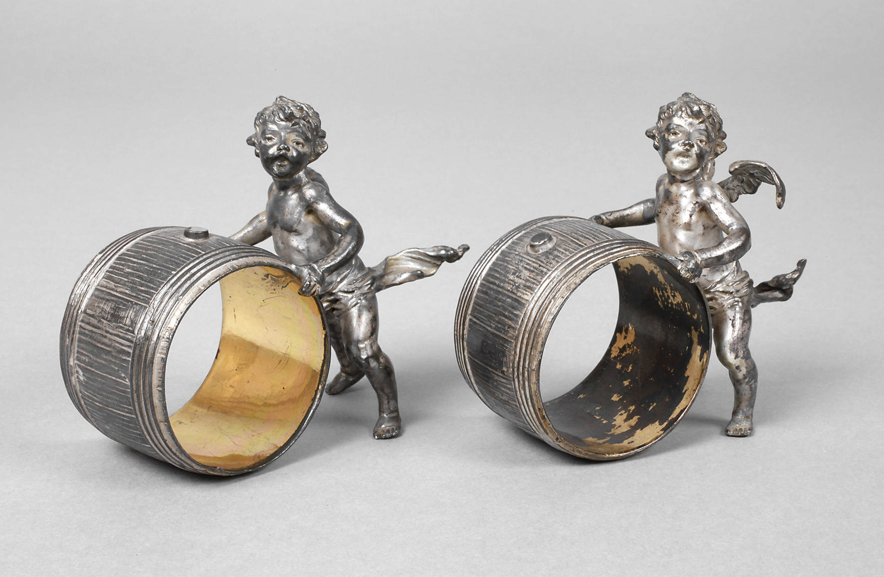 Zwei figürliche Serviettenringe