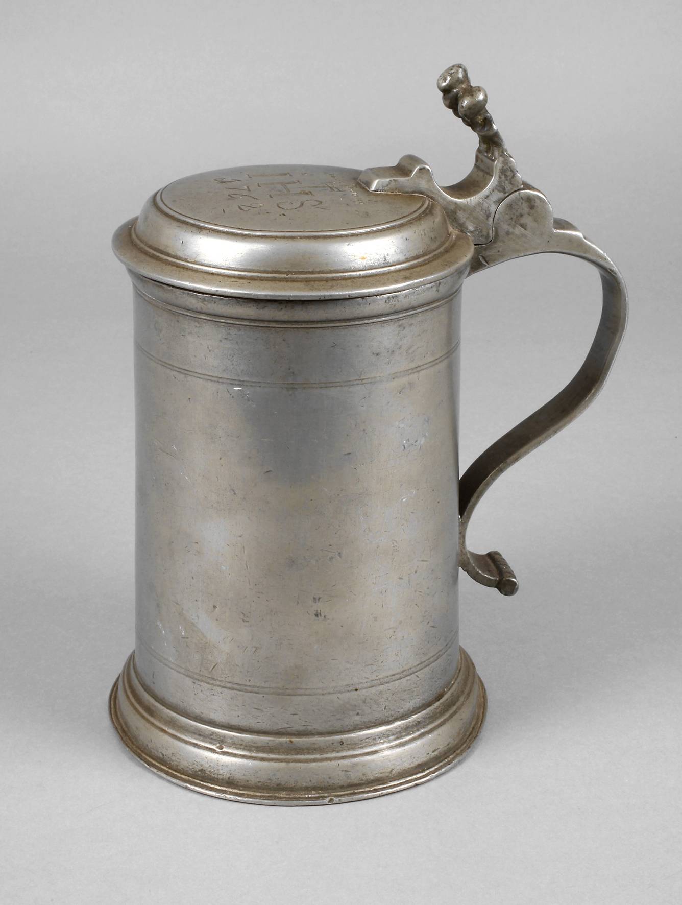 Schwerer Böhmischer Zinnwalzenkrug