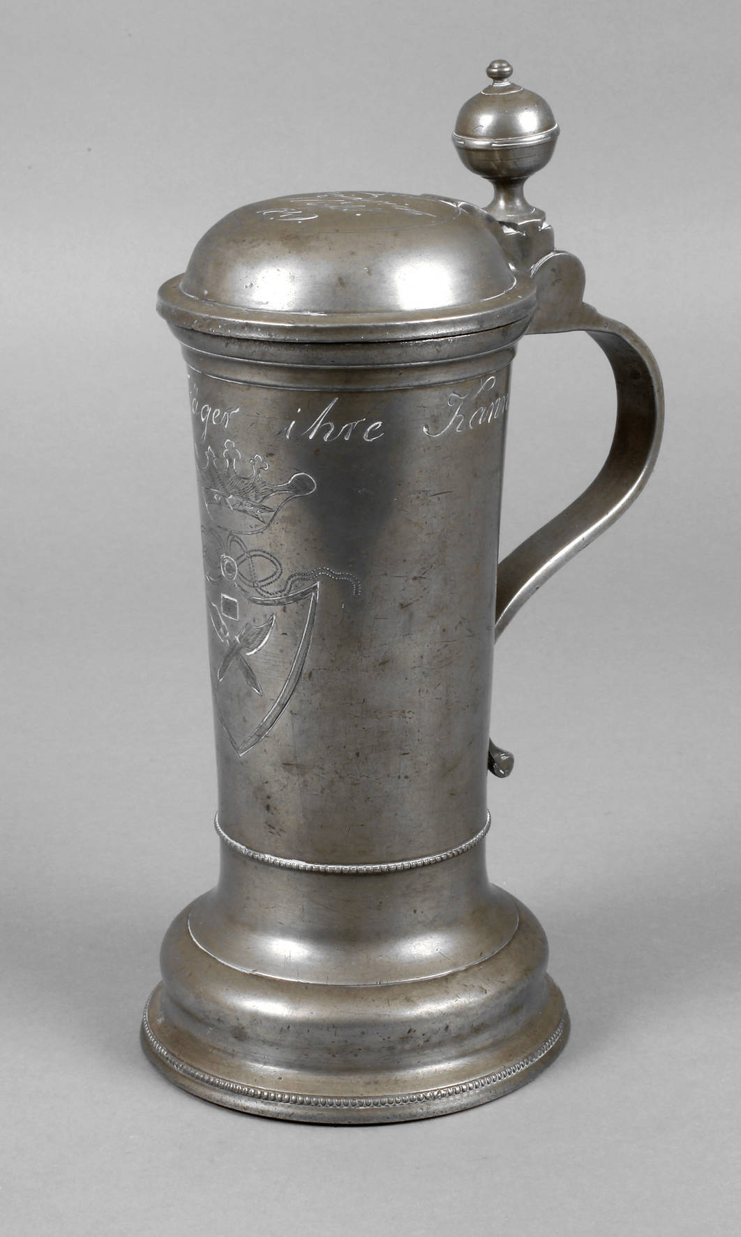 Norddeutscher Innungskrug eines Fleischhauers Zinn